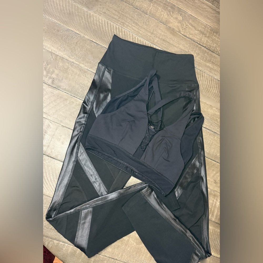 Two Piece Mesh Legging With Bra